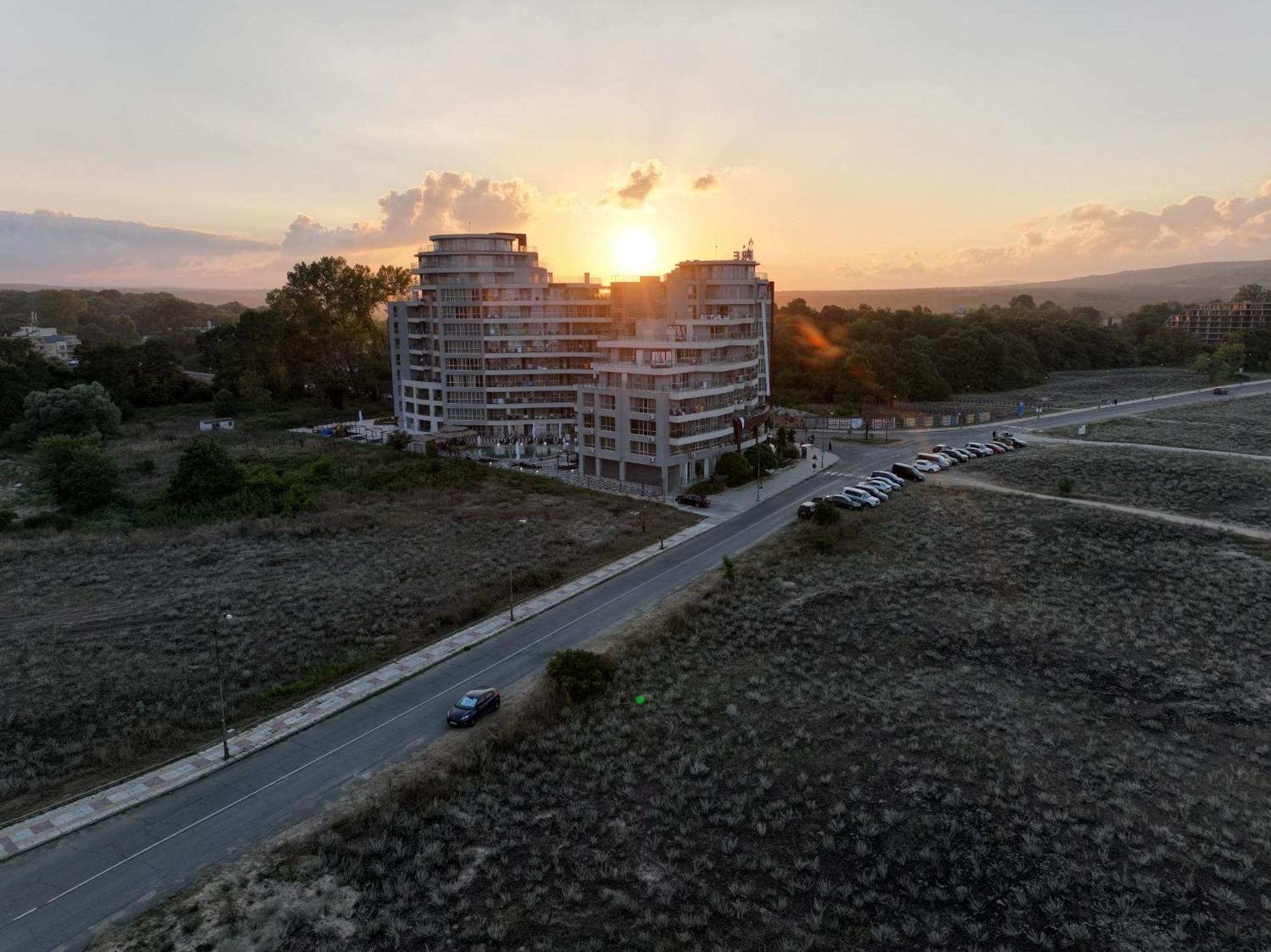 Allure Beach Resort Aparthotel Primorsko Eksteriør bilde